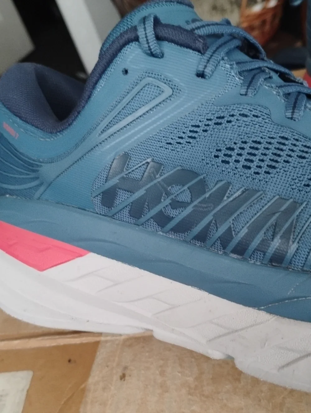 HOKA One One Bondi 7
